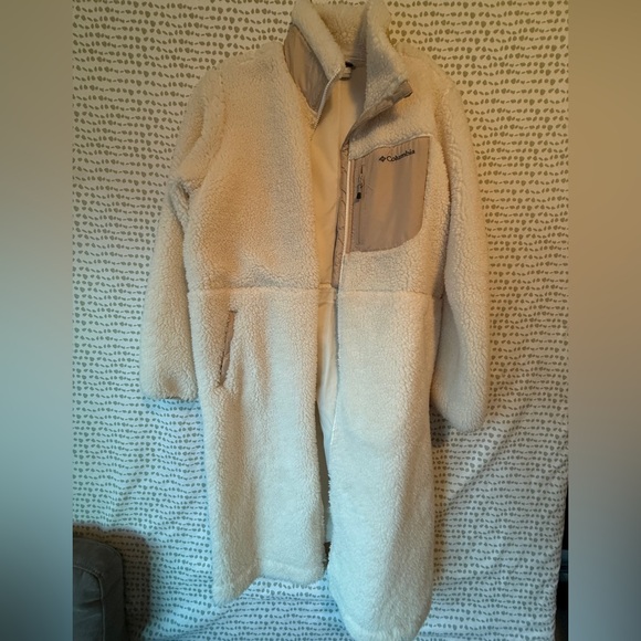 Columbia Cream Sherpa Jacket - Picture 6 of 7